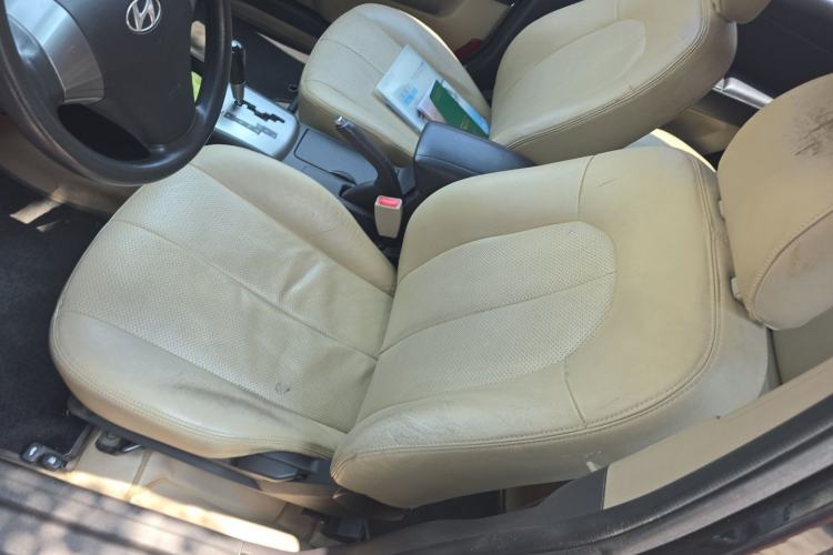 Used Hyundai Celesta 2011 1.6L Automatic Comfort Edition Left Front Seat