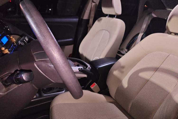 Used Hyundai Celesta 2011 1.6L Manual Comfort Edition Left Front Seat
