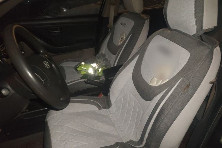 Used Hyundai Celesta 2011 1.6L Automatic Comfort Edition Left Front Seat