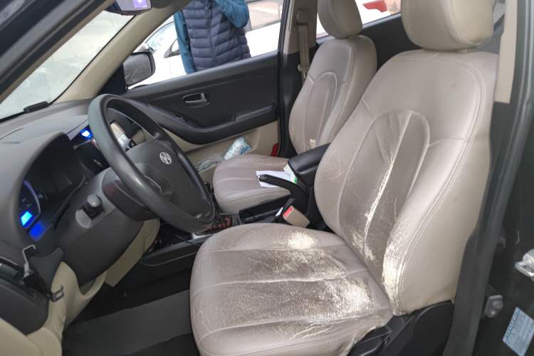 Used Hyundai Celesta 2011 1.6L Manual Comfort Edition Left Front Seat