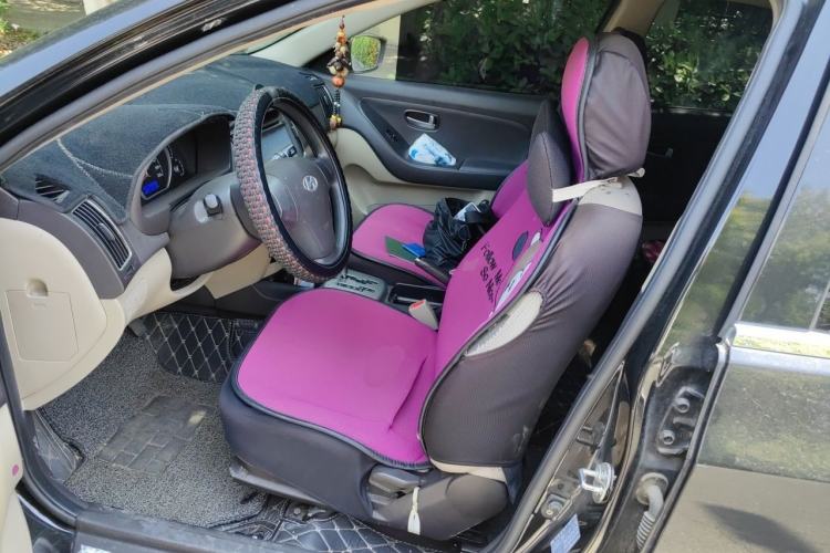 Used Hyundai Celesta 2011 1.6L Automatic Comfort Edition Left Front Seat