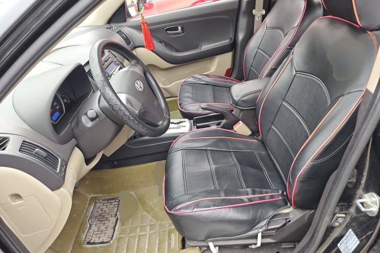 Used Hyundai Celesta 2011 1.6L Automatic Comfort Edition Left Front Seat