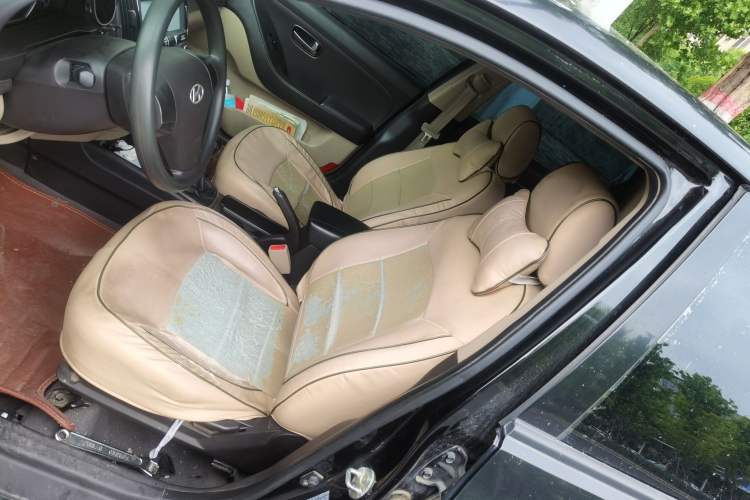 Used Hyundai Celesta 2011 1.6L Manual Comfort Edition Left Front Seat