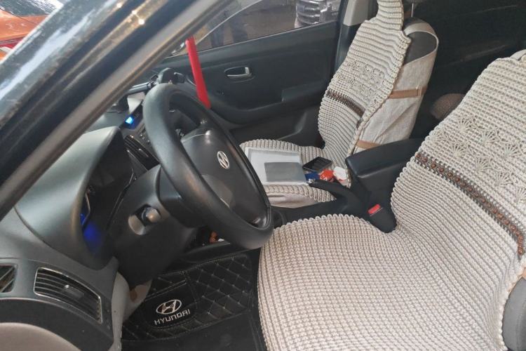Used Hyundai Celesta 2011 1.6L Manual Comfort Edition Left Front Seat