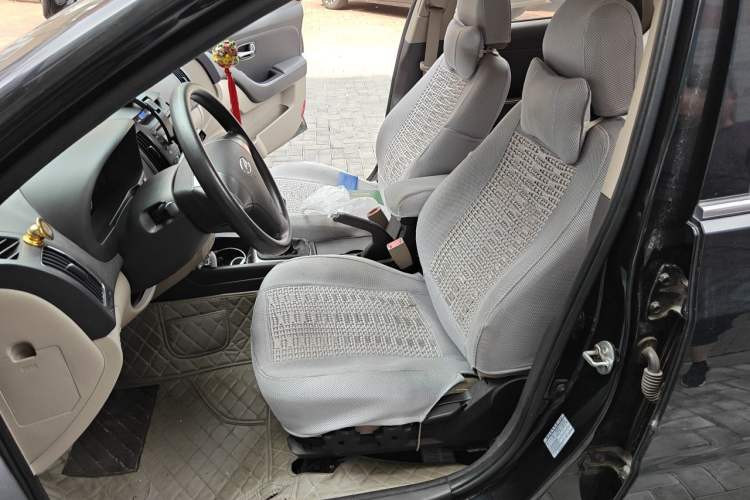Used Hyundai Celesta 2011 1.6L Manual Luxury Model Left Front Seat