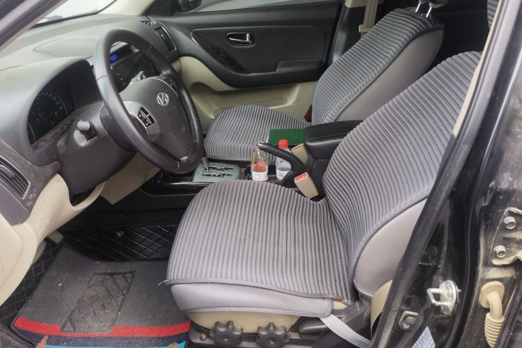 Used Hyundai Celesta 2011 1.6L Automatic Top-Tier Version Left Front Seat