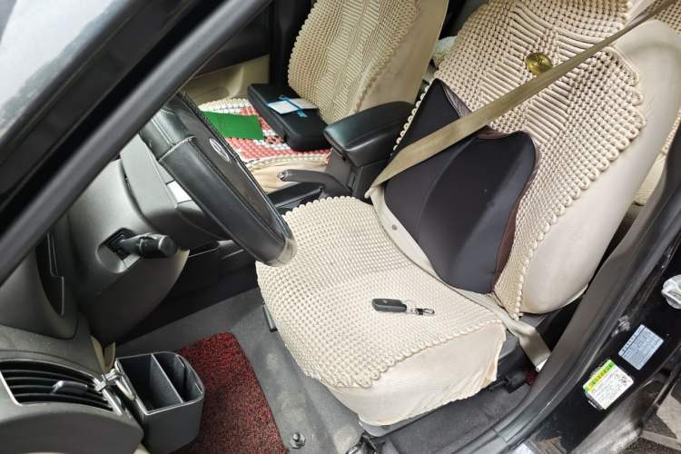 Used Hyundai Celesta 2011 1.6L Automatic Comfort Edition Left Front Seat