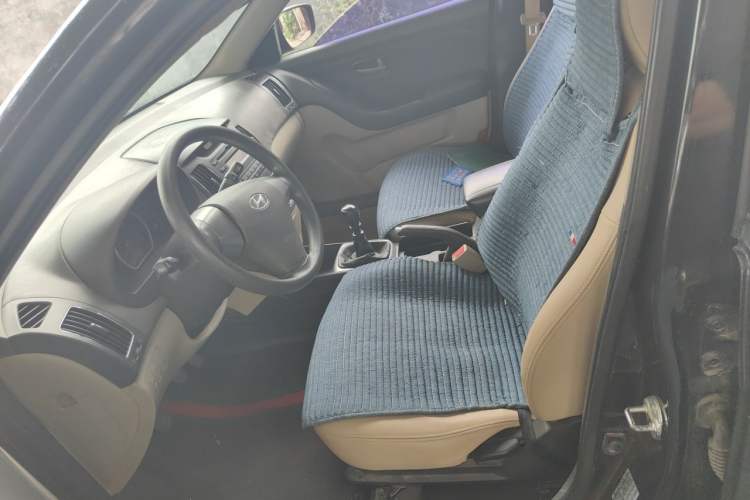 Used Hyundai Celesta 2011 1.6L Manual Comfort Edition Left Front Seat