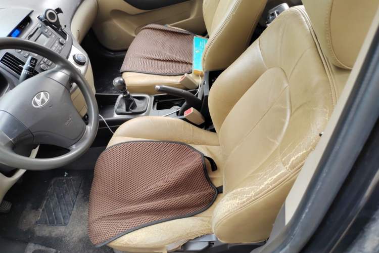 Used Hyundai Celesta 2011 1.6L Manual Comfort Edition Left Front Seat