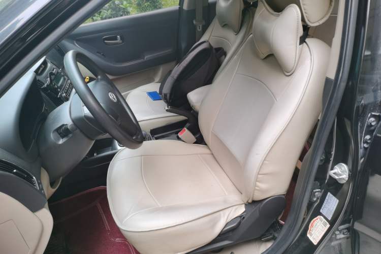 Used Hyundai Celesta 2011 1.6L Manual Comfort Edition Left Front Seat