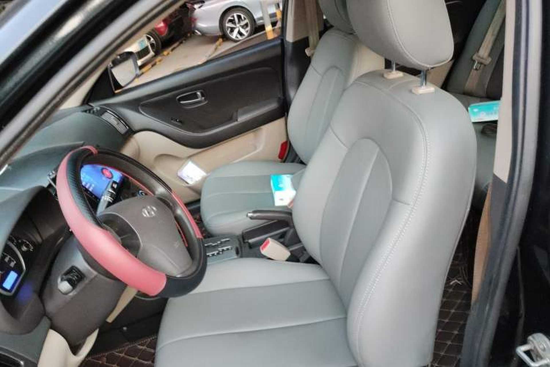 Used Hyundai Celesta 2011 1.6L Automatic Comfort Edition Left Front Seat