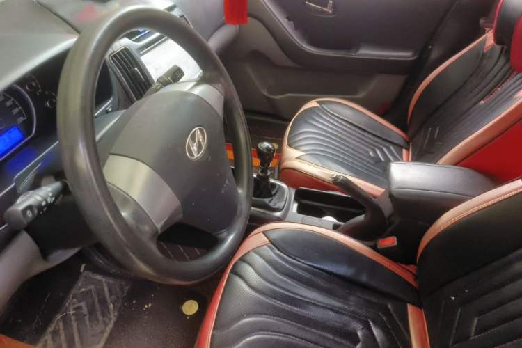 Used Hyundai Celesta 2011 1.6L Manual Top Trim Left Front Seat