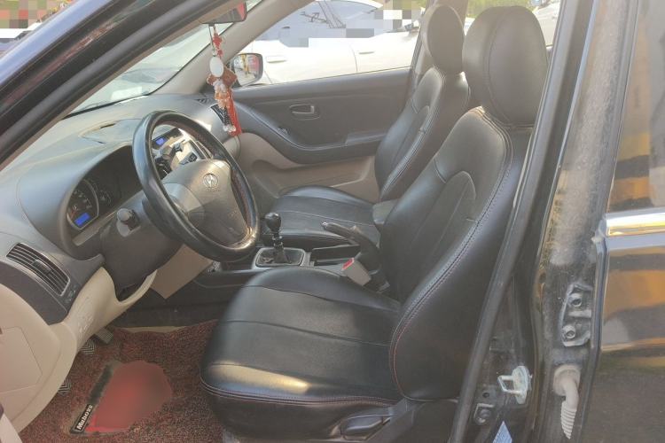 Used Hyundai Celesta 2011 1.6L Manual Comfort Edition Left Front Seat
