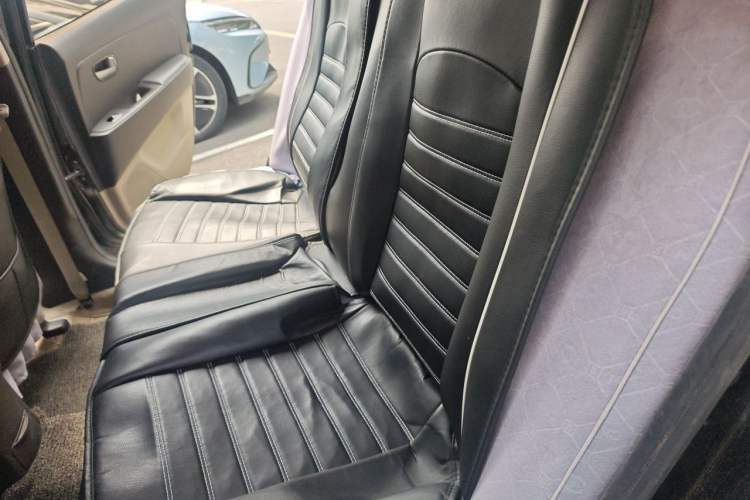 Used Hyundai Celesta 2011 1.6L Manual Comfort Edition Left Rear Seat