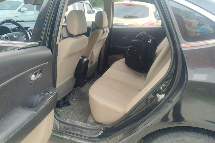Used Hyundai Celesta 2011 1.6L Manual Comfort Edition Left Rear Seat