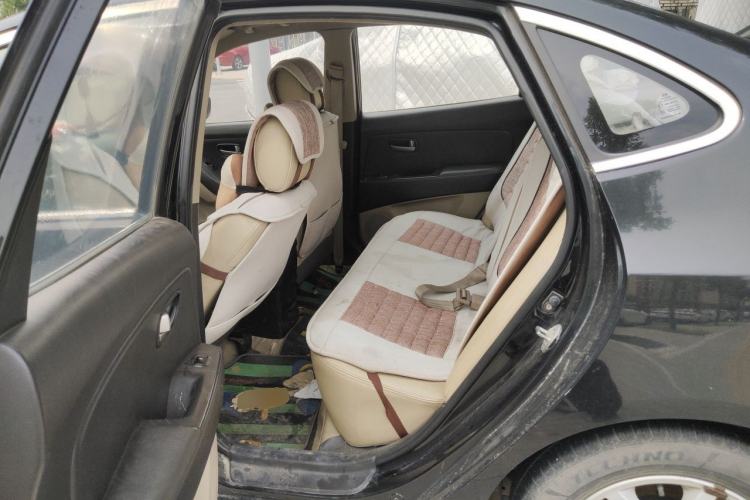 Used Hyundai Celesta 2011 1.6L Automatic Comfort Edition Left Rear Seat