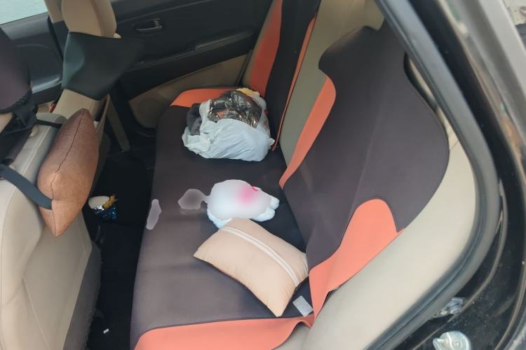 Used Hyundai Celesta 2011 1.6L Automatic Comfort Edition Left Rear Seat