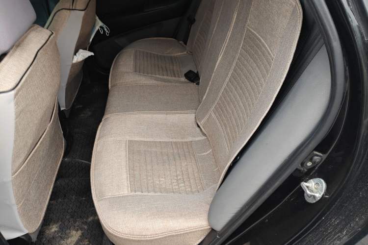 Used Hyundai Celesta 2011 1.6L Automatic Comfort Edition Left Rear Seat