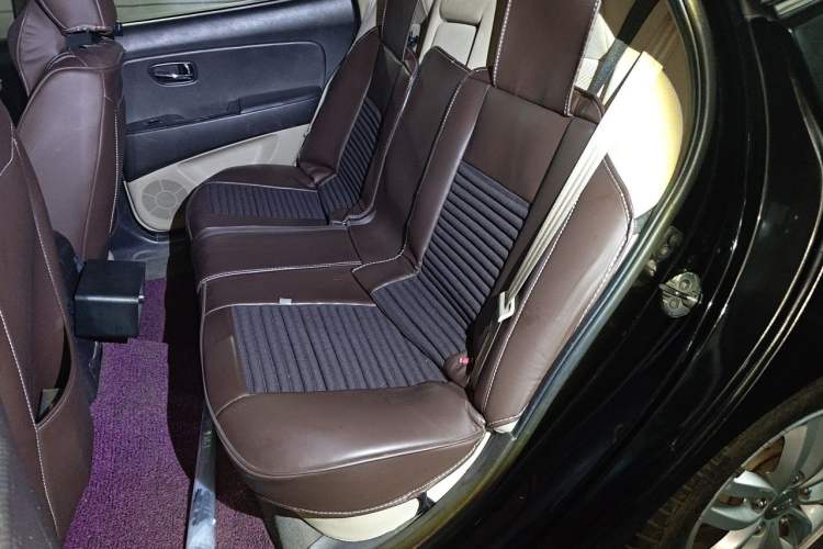 Used Hyundai Celesta 2011 1.6L Manual Luxury Model Left Rear Seat