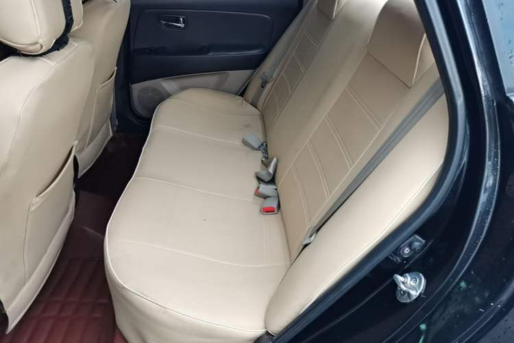 Used Hyundai Celesta 2011 1.6L Manual Luxury Model Left Rear Seat