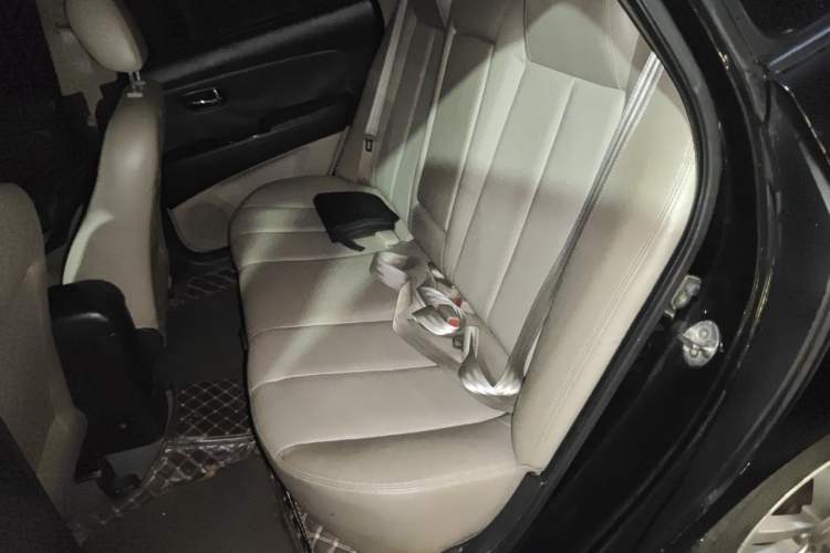 Used Hyundai Celesta 2011 1.6L Automatic Top-Tier Version Left Rear Seat