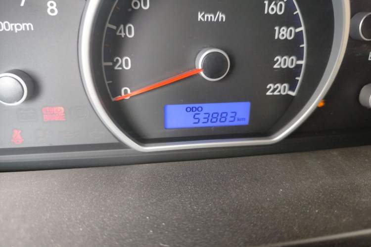 Used Hyundai Celesta 2011 1.6L Manual Comfort Edition Odometer Close Up