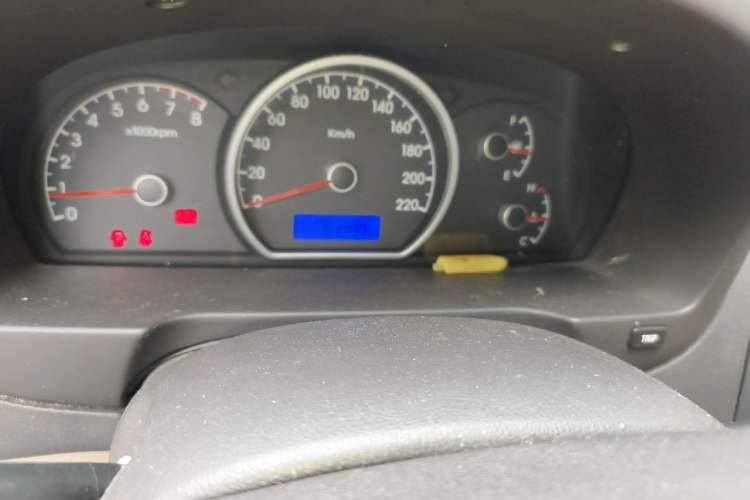 Used Hyundai Celesta 2011 1.6L Manual Comfort Edition Odometer Close Up