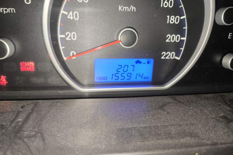 Used Hyundai Celesta 2011 1.6L Manual Luxury Model Odometer Close Up