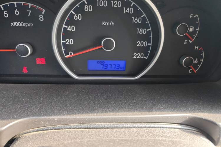 Used Hyundai Celesta 2011 1.6L Manual Comfort Edition Odometer Close Up