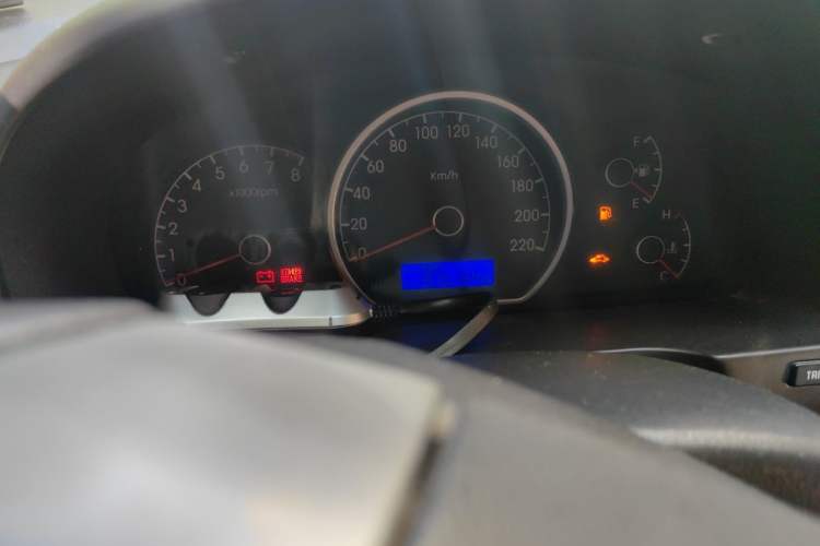 Used Hyundai Celesta 2011 1.6L Manual Comfort Edition Odometer Close Up