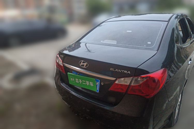 Used Hyundai Celesta 2011 1.6L Manual Luxury Model Rear