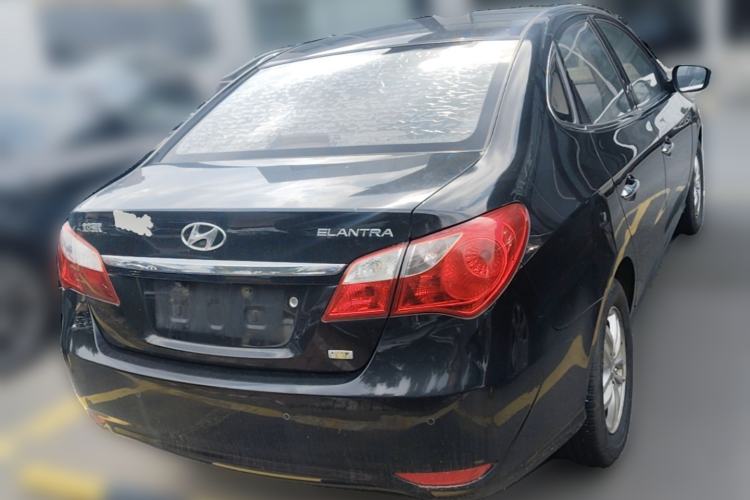 Used Hyundai Celesta 2011 1.6L Manual Luxury Model Rear