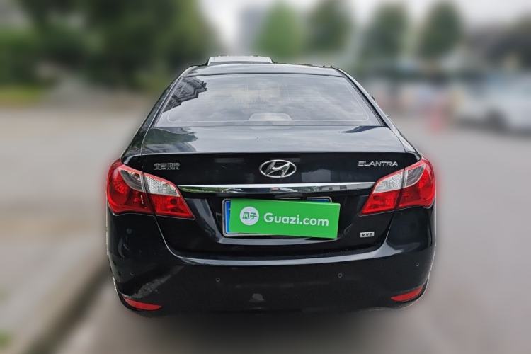 Used Hyundai Celesta 2011 1.6L Manual Luxury Model Rear