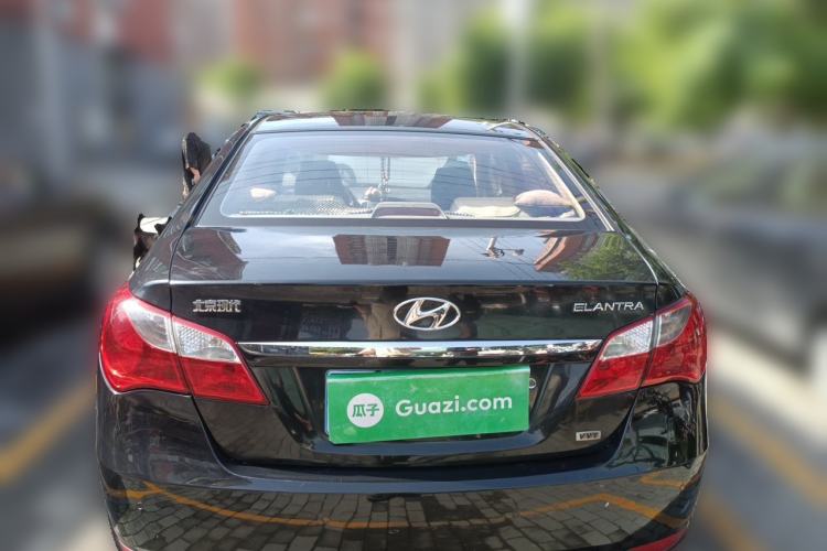 Used Hyundai Celesta 2011 1.6L Manual Luxury Model Rear