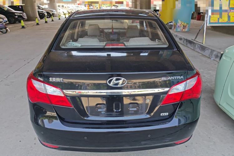 Used Hyundai Celesta 2011 1.6L Manual Luxury Model Rear