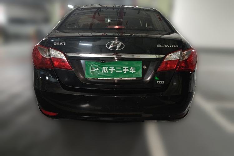 Used Hyundai Celesta 2011 1.6L Manual Luxury Model Rear