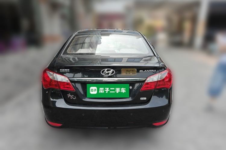 Used Hyundai Celesta 2011 1.6L Manual Luxury Model Rear