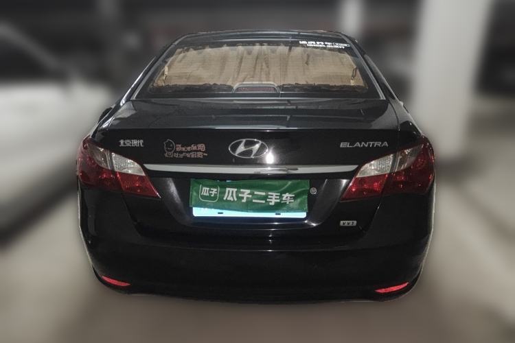Used Hyundai Celesta 2011 1.6L Manual Luxury Model Rear