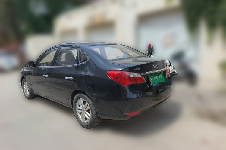Used Hyundai Celesta 2011 1.6L Manual Luxury Model Rear Left 45 Deg