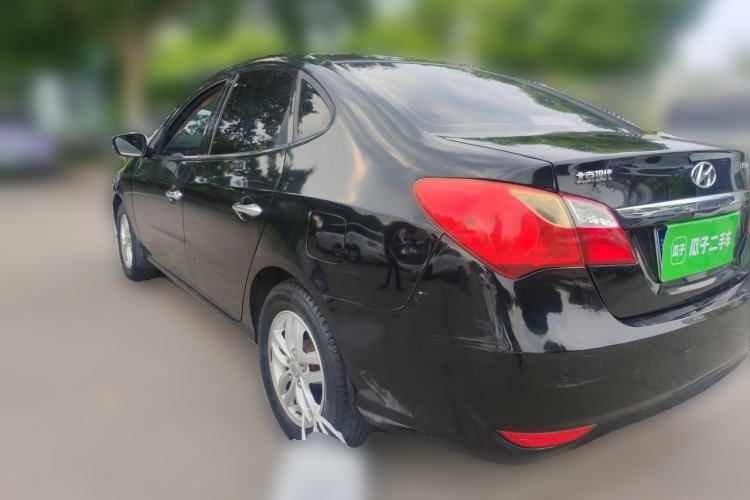 Used Hyundai Celesta 2011 1.6L Manual Luxury Model Rear Left 45 Deg