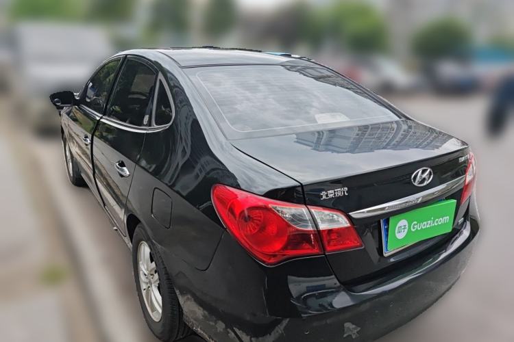 Used Hyundai Celesta 2011 1.6L Manual Luxury Model Rear Left 45 Deg