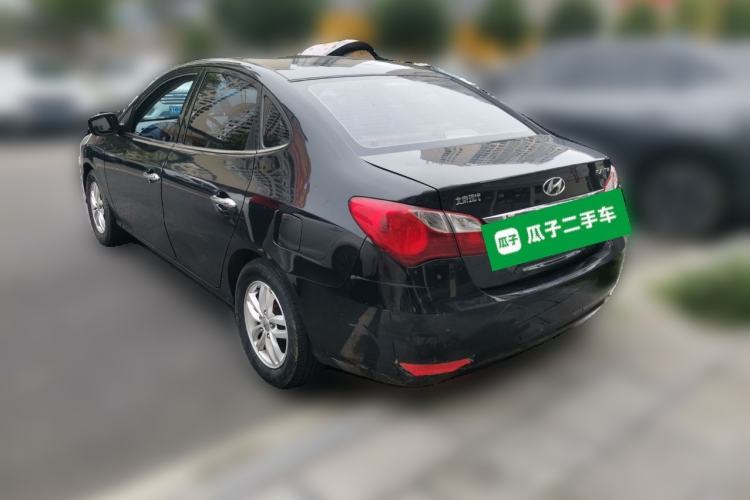 Used Hyundai Celesta 2011 1.6L Manual Luxury Model Rear Left 45 Deg