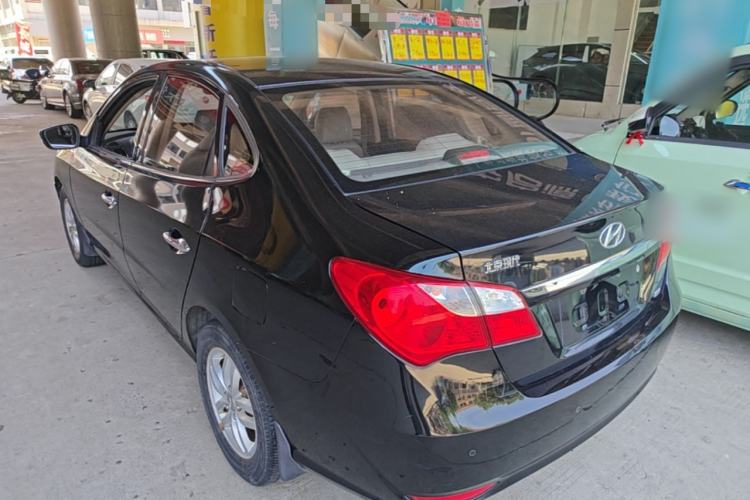 Used Hyundai Celesta 2011 1.6L Manual Luxury Model Rear Left 45 Deg