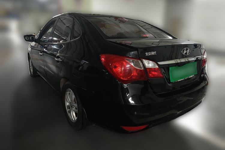 Used Hyundai Celesta 2011 1.6L Manual Luxury Model Rear Left 45 Deg
