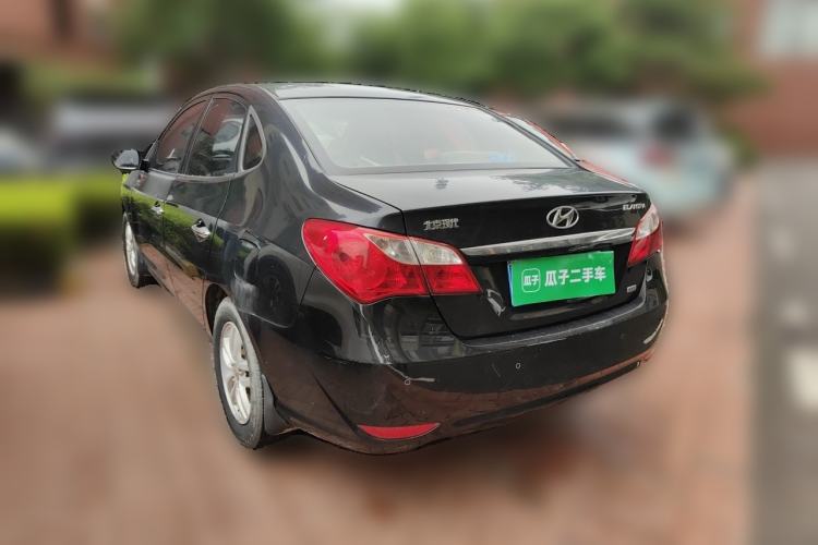 Used Hyundai Celesta 2011 1.6L Manual Luxury Model Rear Left 45 Deg