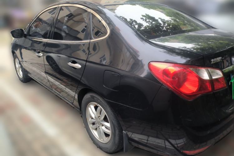 Used Hyundai Celesta 2011 1.6L Manual Luxury Model Rear Left 45 Deg
