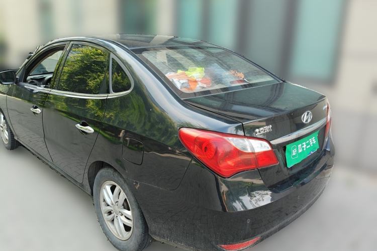 Used Hyundai Celesta 2011 1.6L Manual Luxury Model Rear Left 45 Deg