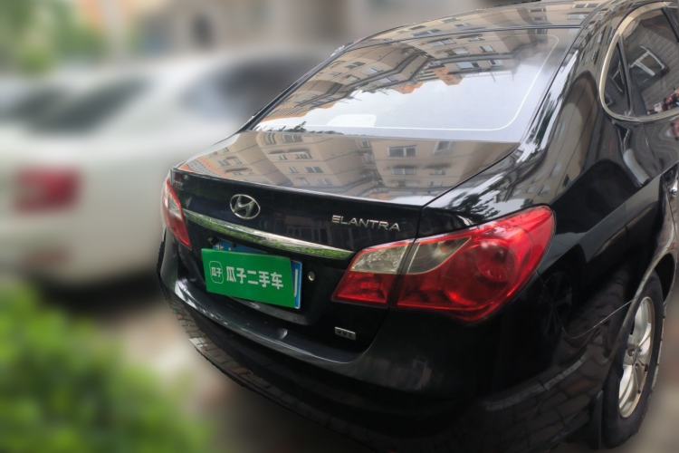 Used Hyundai Celesta 2011 1.6L Manual Luxury Model Rear