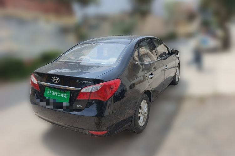 Used Hyundai Celesta 2011 1.6L Manual Luxury Model Rear Right 45 Deg