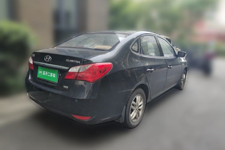 Used Hyundai Celesta 2011 1.6L Manual Comfort Edition Rear Right 45 Deg